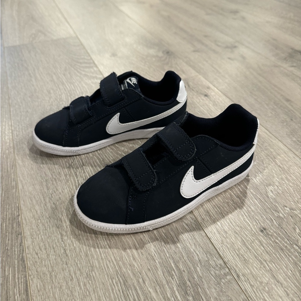 Nike court shoes